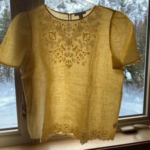 Nordstrom Signature Pretty yellow linen blouse. Fabric button back of neck.